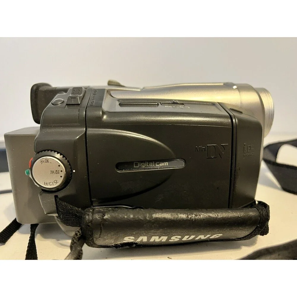 Samsung VM-A605L MiniDV 500x Digital ZoomCamcorder (Read Descrip) For Part Only